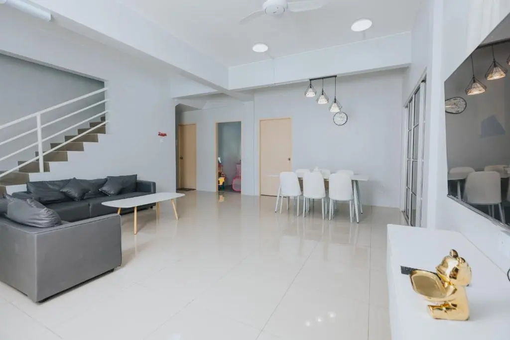 Kings Pine Residences living area