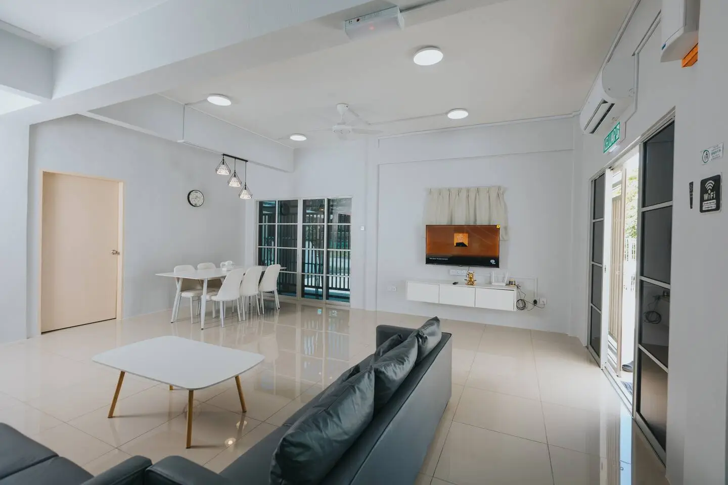 Kings Pine Residences bedroom